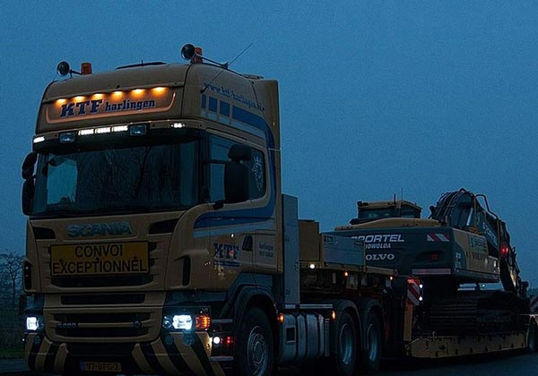 轰炸电话信息软件免费版